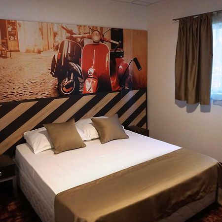 Hotel Ihtiman Eksteriør bilde