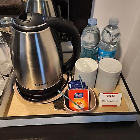 Hotel Ihtiman Eksteriør bilde