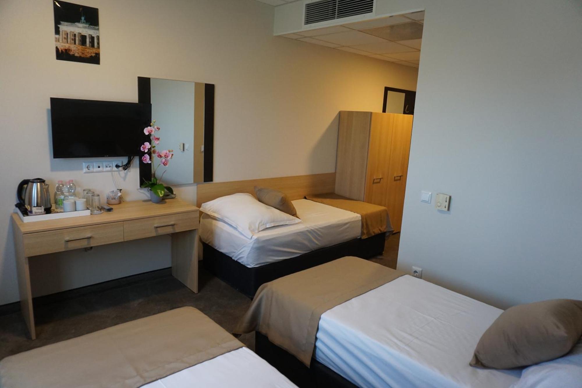 Hotel Ihtiman Eksteriør bilde